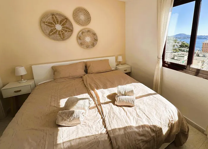 With Pool & Gym * Кальпе