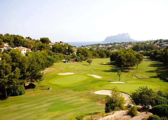 Апартаменты With Pool & Gym *